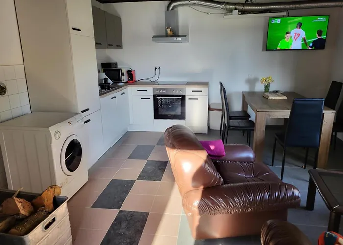 Mirna Zelena Dolina سينتيلي